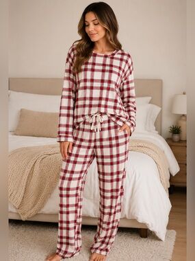 Like New! SOFT! Auden Red Plaid Long Sleeve Pajama Set- Size Large